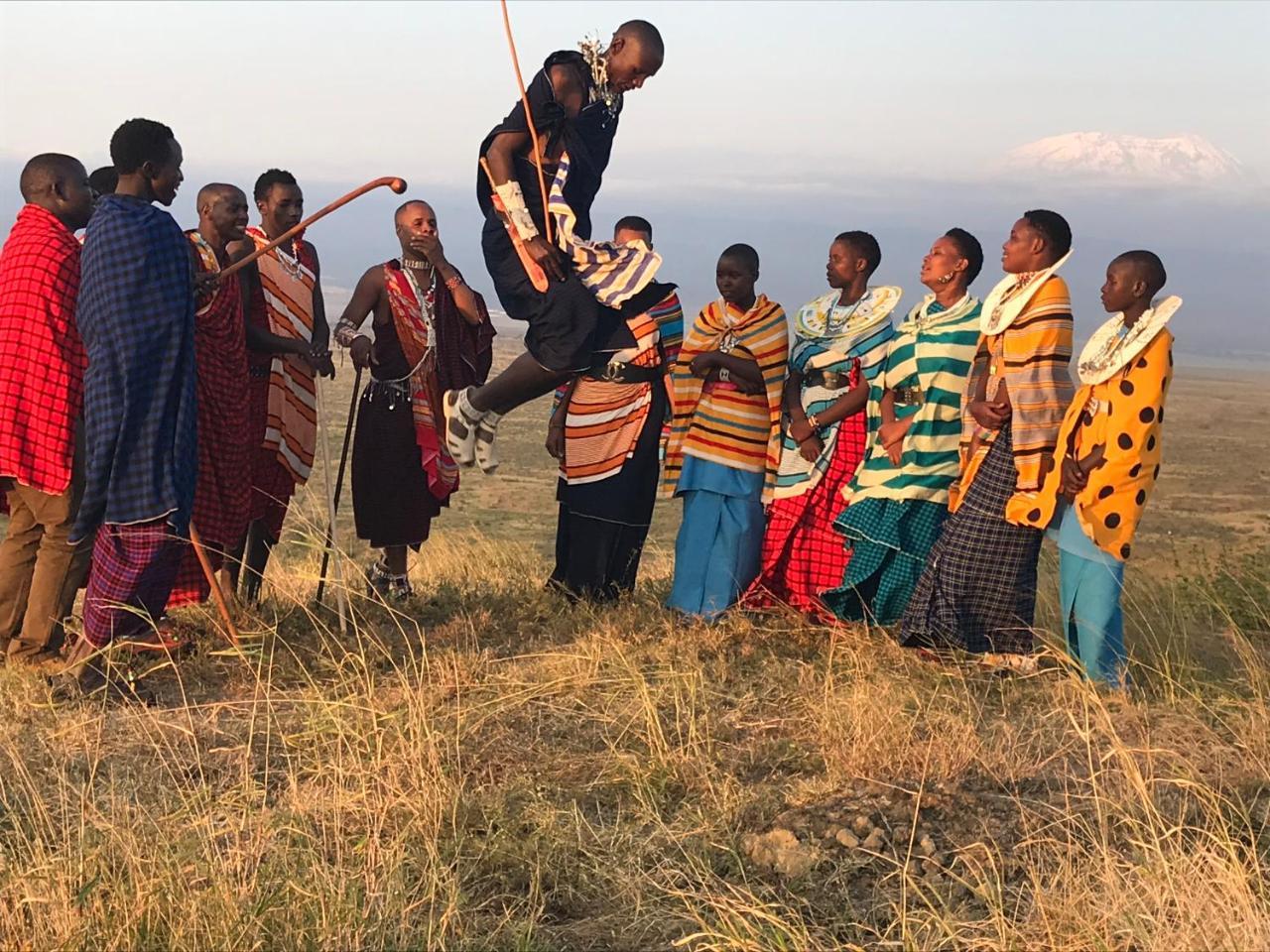 Osiligilai Maasai Lodge Sanya Juu Kültér fotó