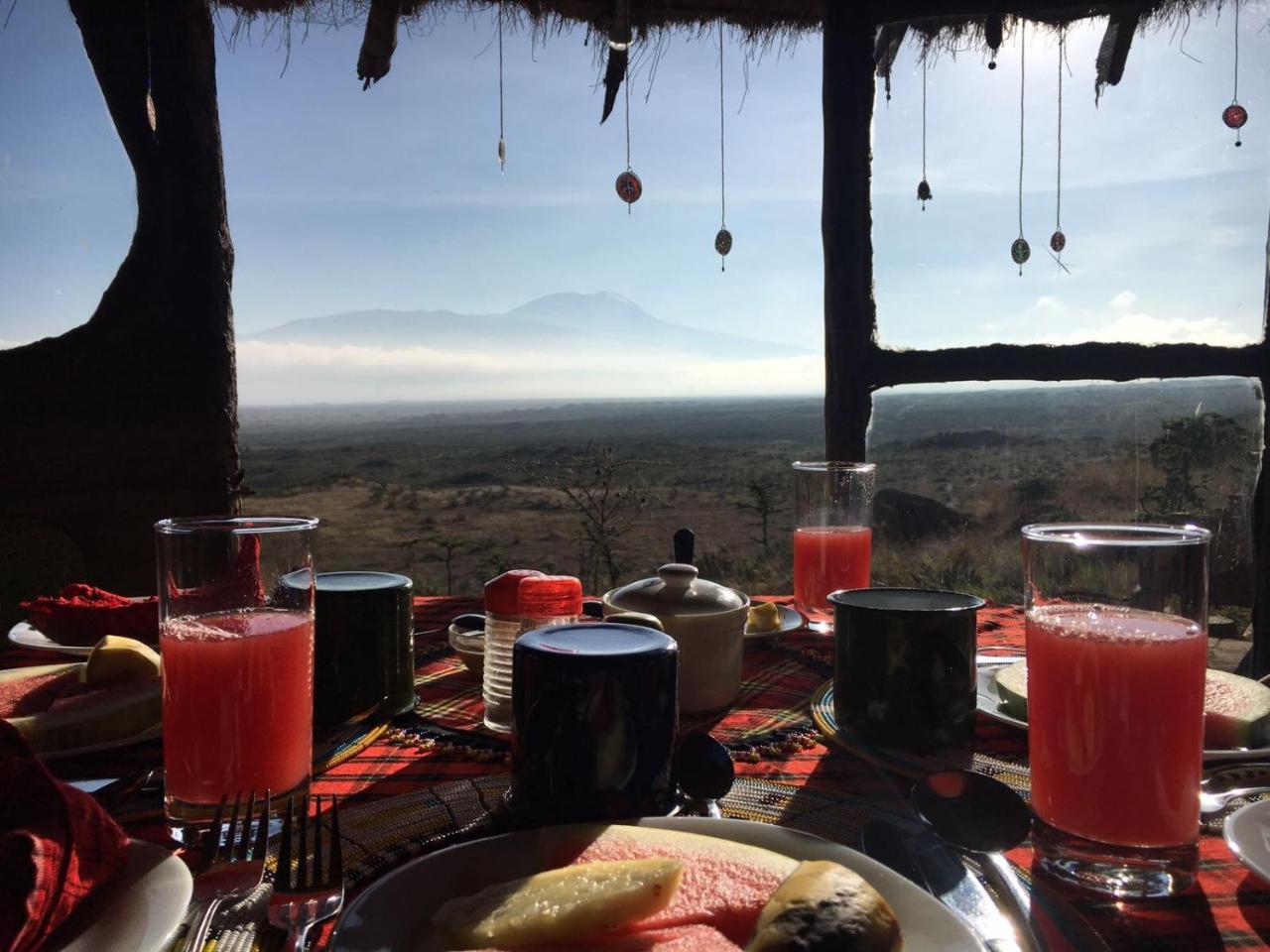 Osiligilai Maasai Lodge Sanya Juu Kültér fotó